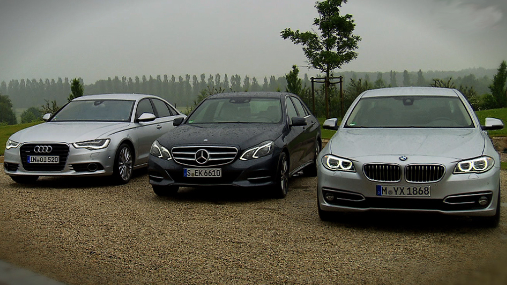 Что лучше 5 или 6. BMW f10 vs Mercedes w212. Audi a6 BMW 5 Mercedes e. BMW f10 Mercedes. Ауди а6 или БМВ 5.