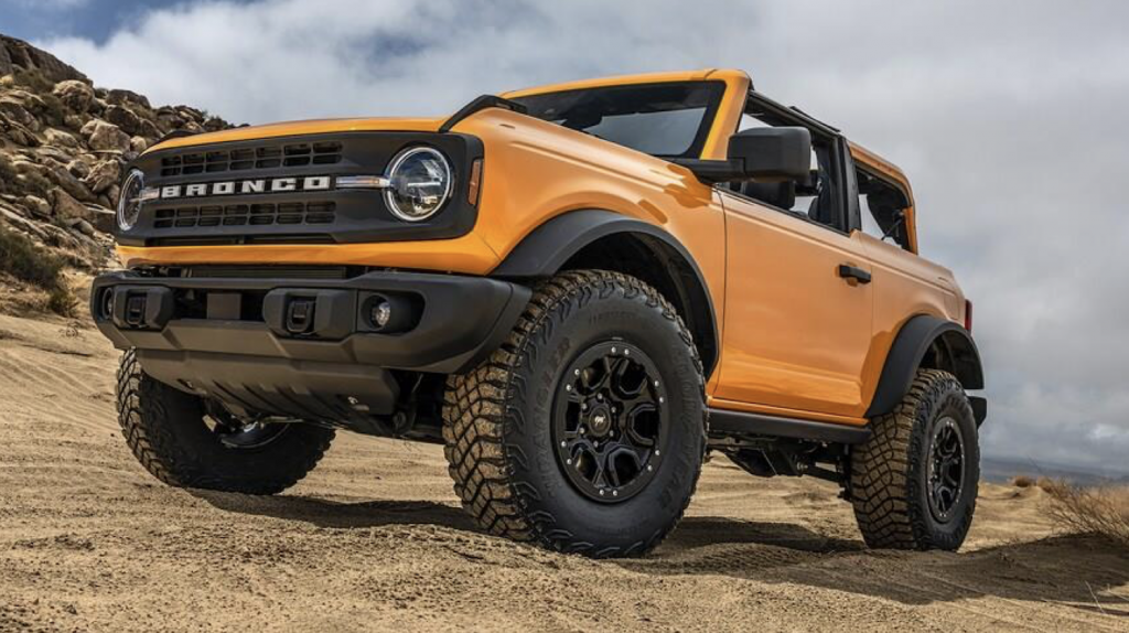 Форд Бронко 2021. Ford Bronco 2021 Sasquatch. Ford Bronco 2021 шестиколесного. Ford Bronco 2021 Tuning Offroad.