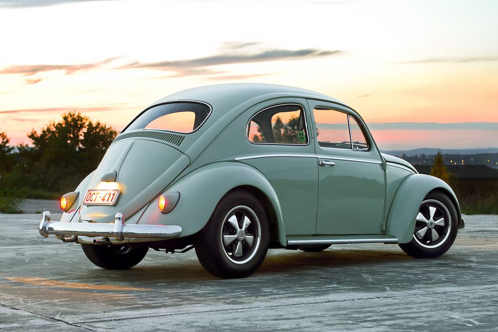 Советский жук. Фольксваген Жук Битлз. Volkswagen Beetle фургон. Volkswagen Beetle Жук НИС. VW Juke 1961.