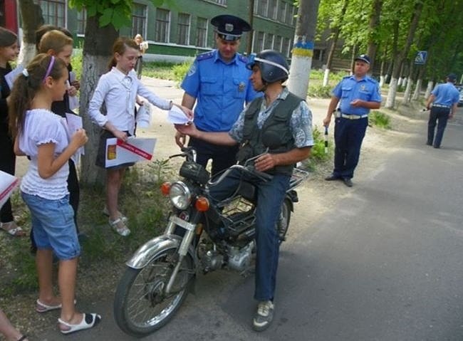 Можно ли ездить без прав на питбайке. Питбайк без прав для 12 лет.