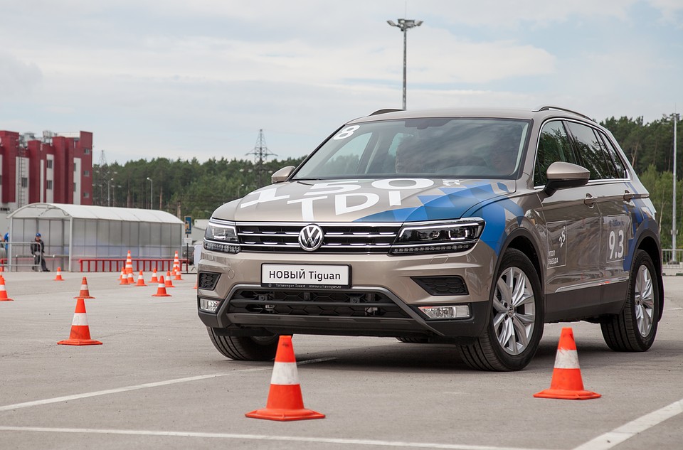 Тигуан выпуск. Джили Тигуан. Форд Тигуан фото. Пежо Тигуан фото. 2023-2024 New Volkswagen Tiguan - next Generation!.