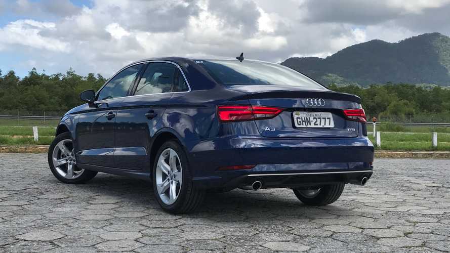 Стоит а3. Audi a3 sedan 2018. Audi a3 sedan 2017. Ауди а3 седан 2005. Ауди а3 2013 года седан.