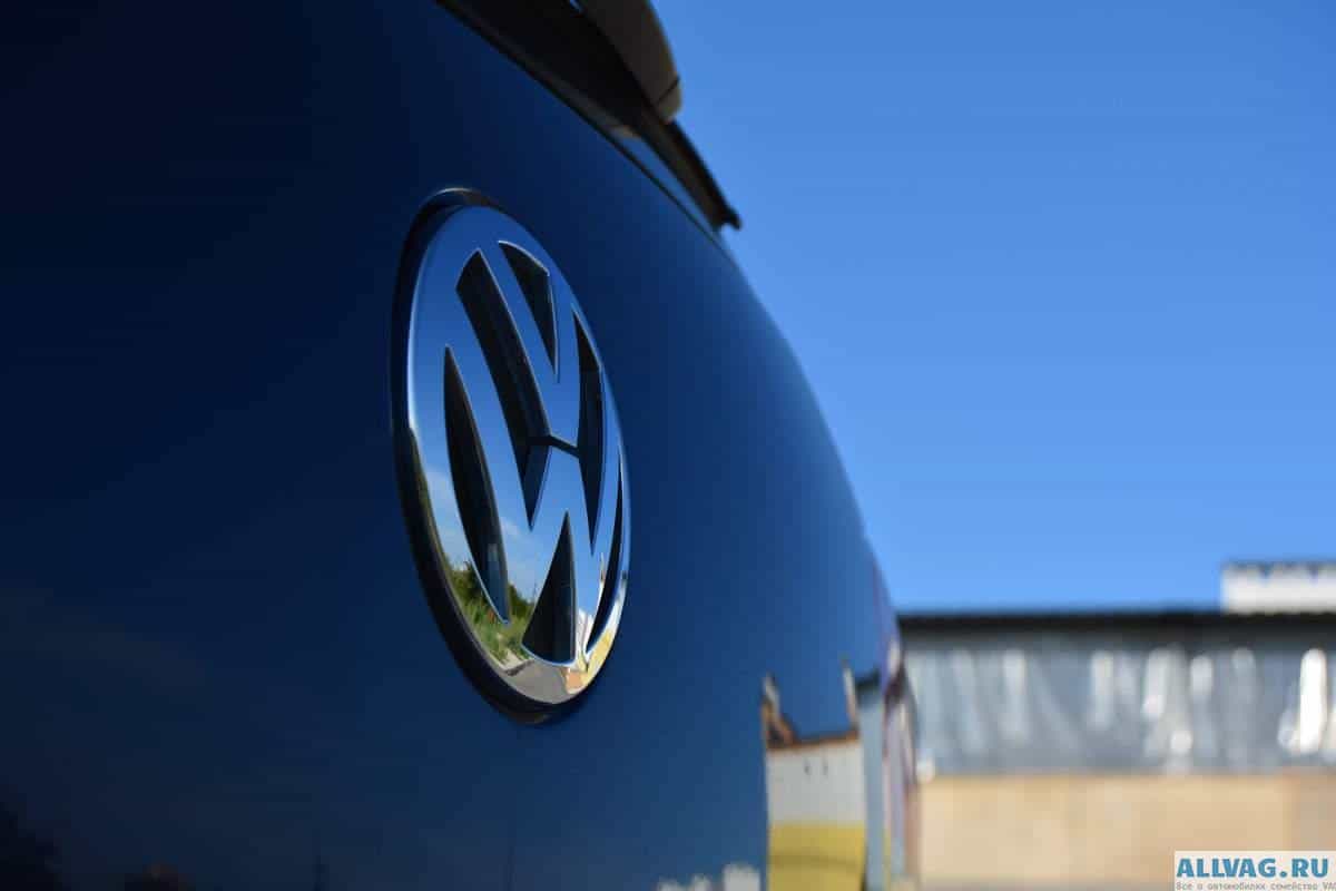 Volkswagen эмблема близко