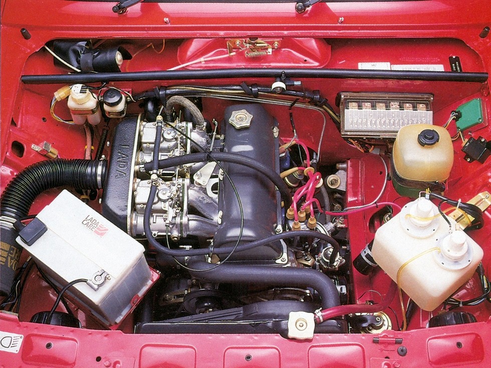 Два карбюратора должны были «пришпорить» праворульную Lada Riva 1600 SLX