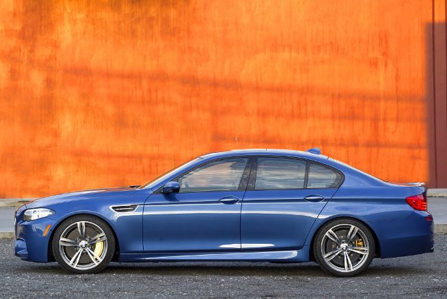 BMW M5 F10 LCI - рестайлинговая модель