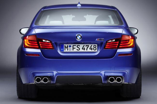 Фото BMW M5 F10S