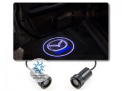 Подсветка дверей автомобиля: проекция логотипа Mazda